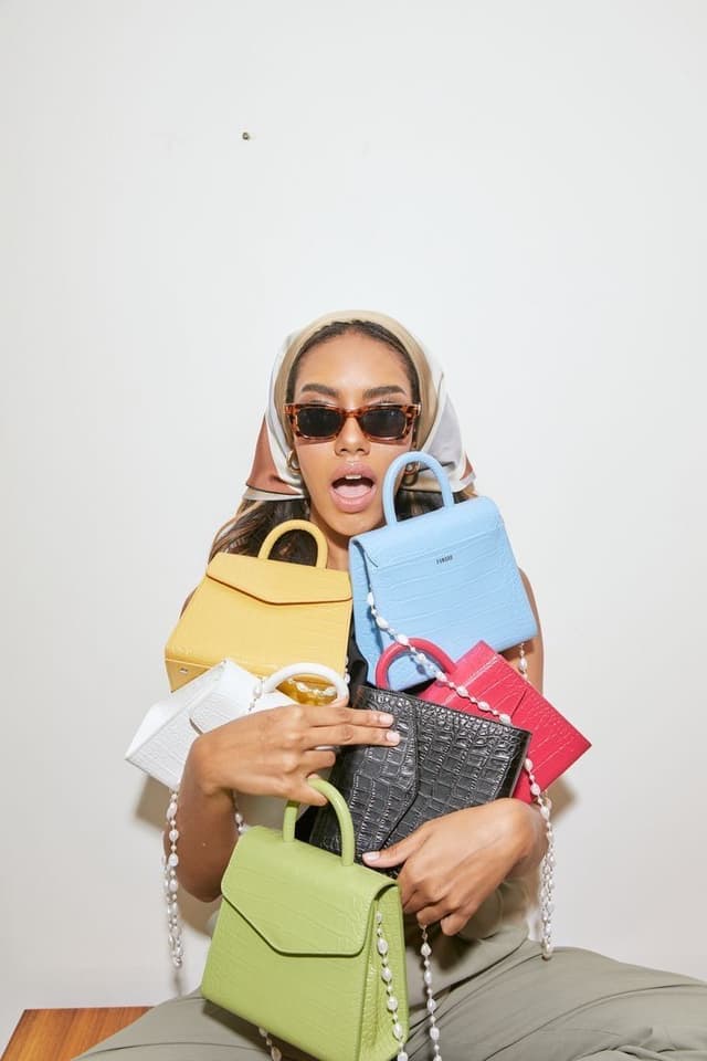 خبير الأزياء